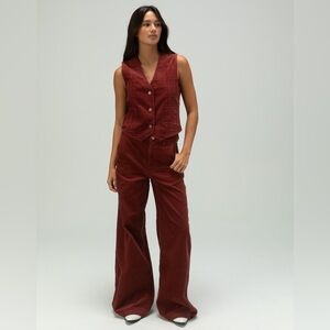 EUC Wrangler high rise wide leg corduroy trouser jean | Madder brown | 27 x 32